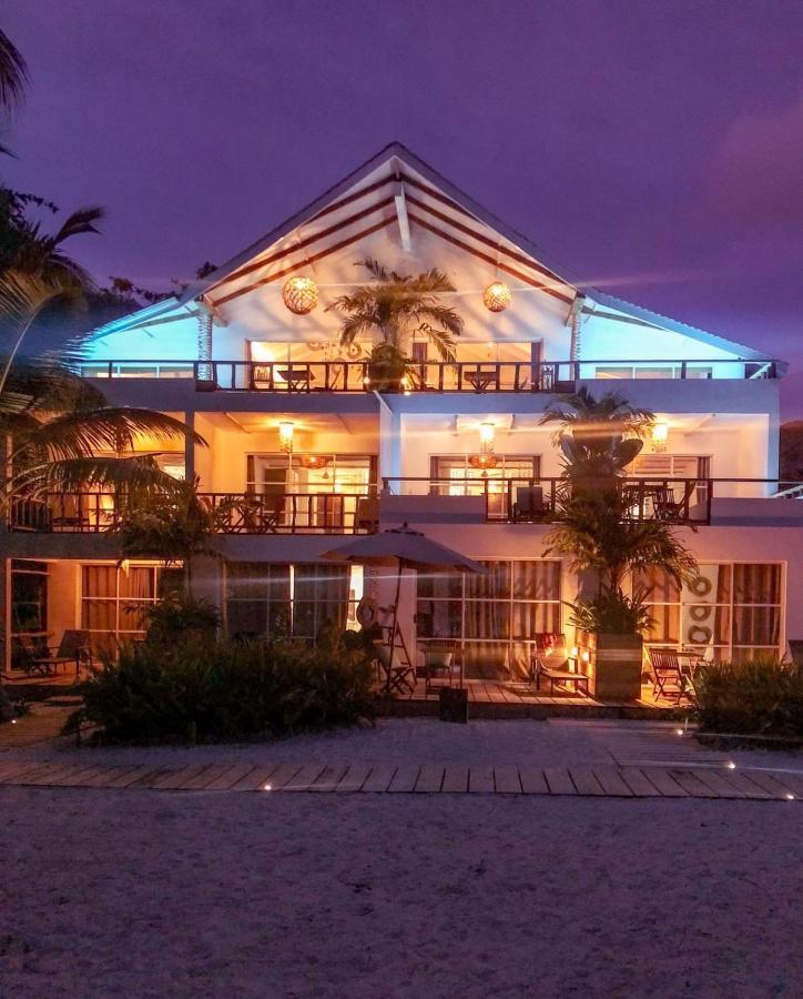 Bliss Praslin